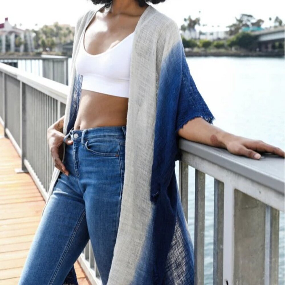 Shyanne Women One Size Blue White Ombre Front Pocket Wool Blend Shawl LaganLook